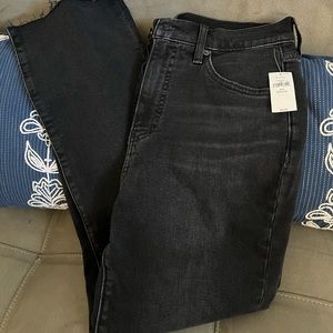 NWT Gap Kickfit High Rise Jeans 28/6 black charcoal